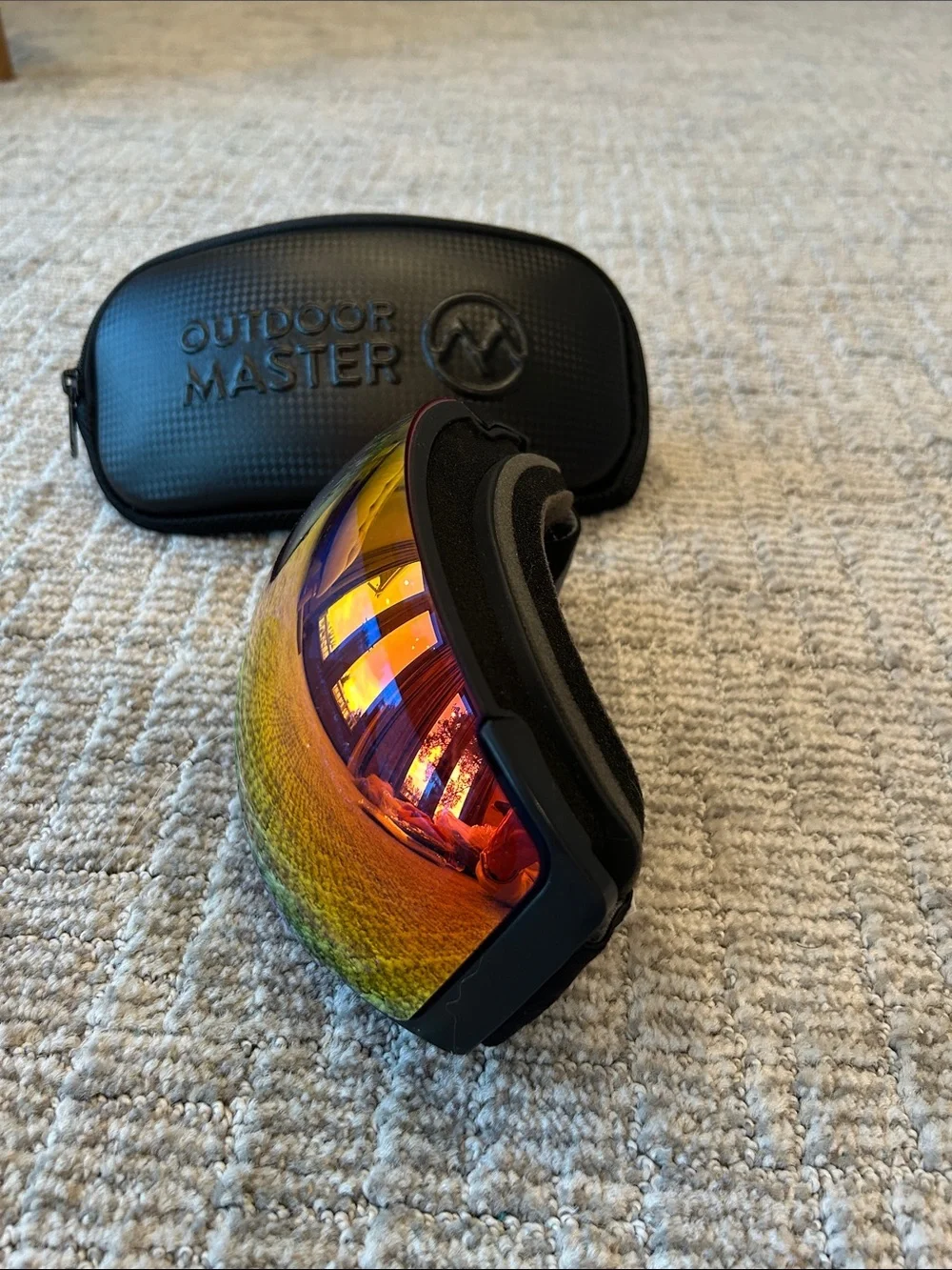 Outdoor Master Red Mirrored Ski Goggles with Case